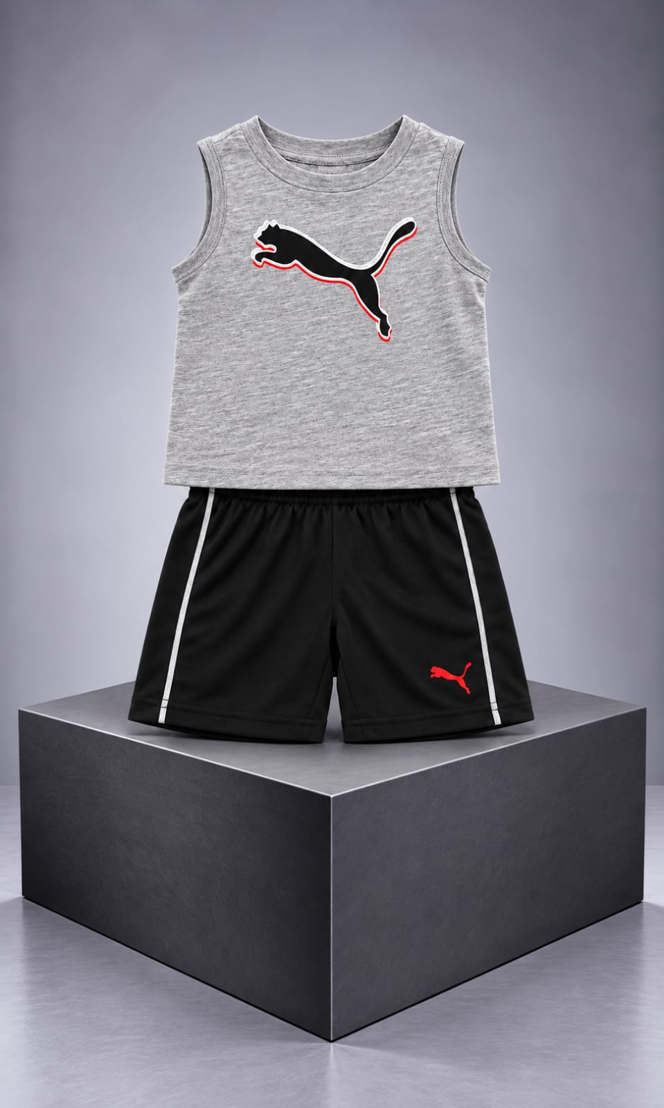 Conjunto para bebé de 12 meses con camiseta sin mangas y short gris y negro