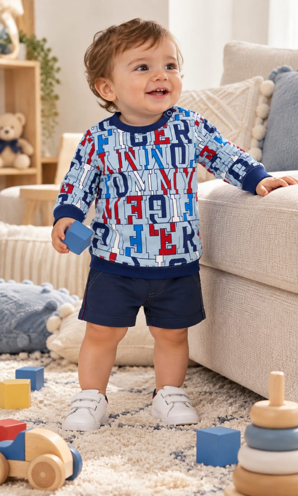 Sudadera Tommy Hilfiger para bebé de 12 meses en azul claro, azul marino, rojo y blanco