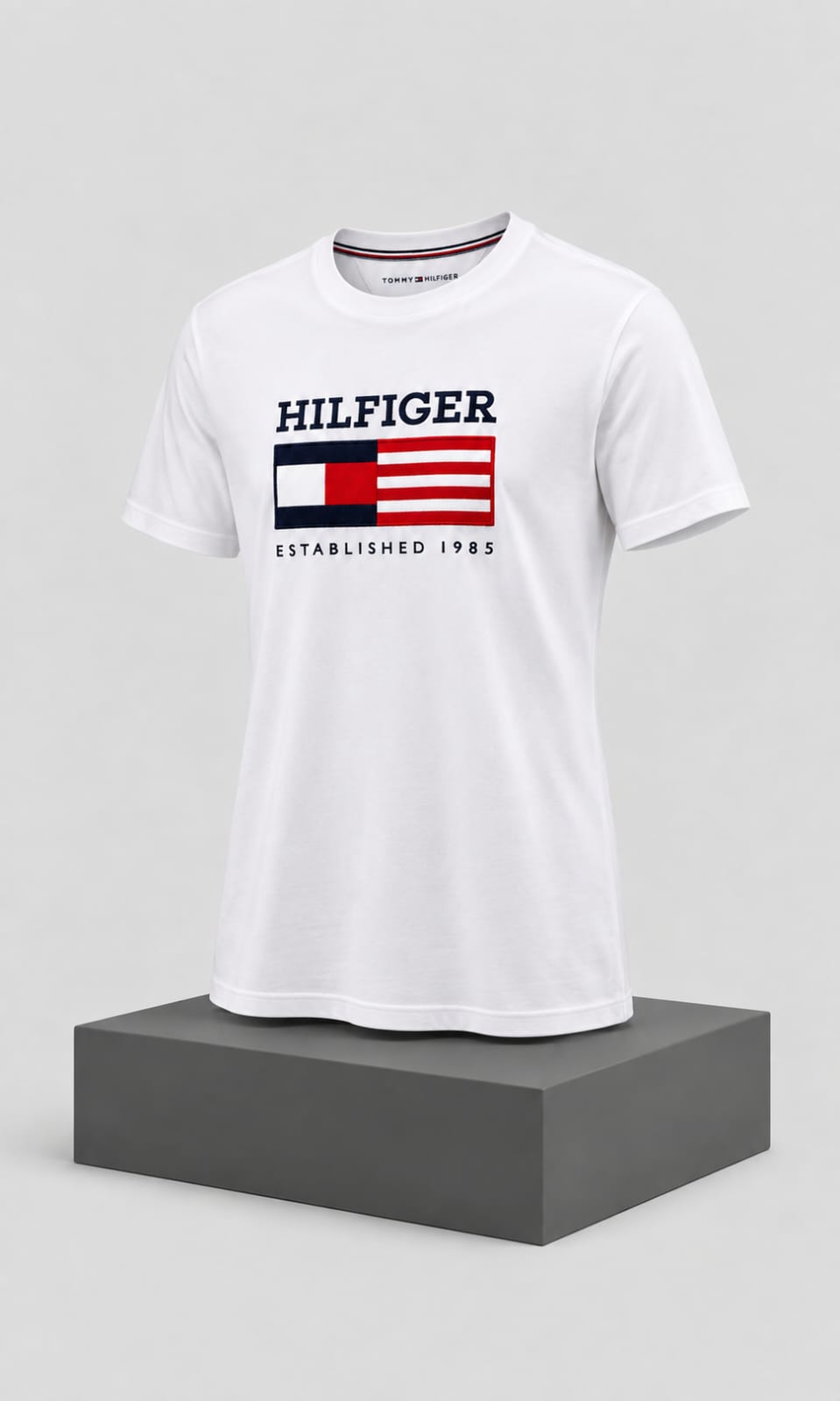 Playera para Hombre Blanca de Cuello Redondo Tommy Hilfiger