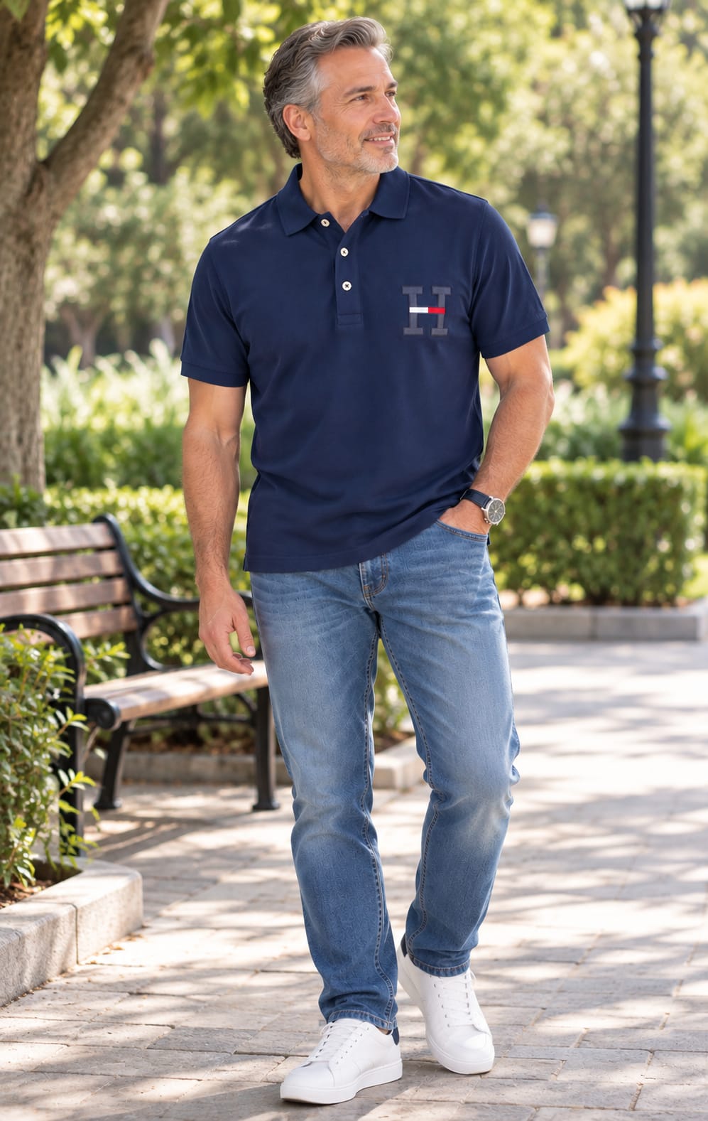 Playera para Hombre Azul Marino con Detalle de Inicial