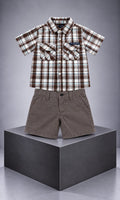 Conjunto para bebé de 12 meses camisa manga corta y short en café, gris y blanco