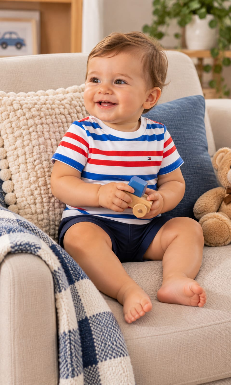 Playera de manga corta para bebé de 12 meses en blanco, azul y rojo – Tommy Hilfiger