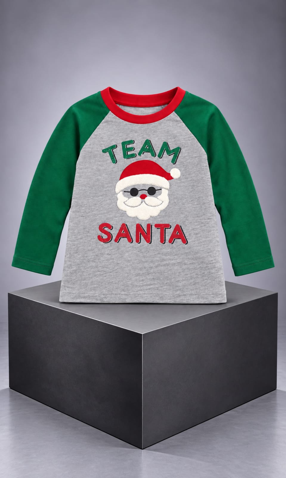 Playera de manga larga para bebé de 12 meses en gris, verde y rojo