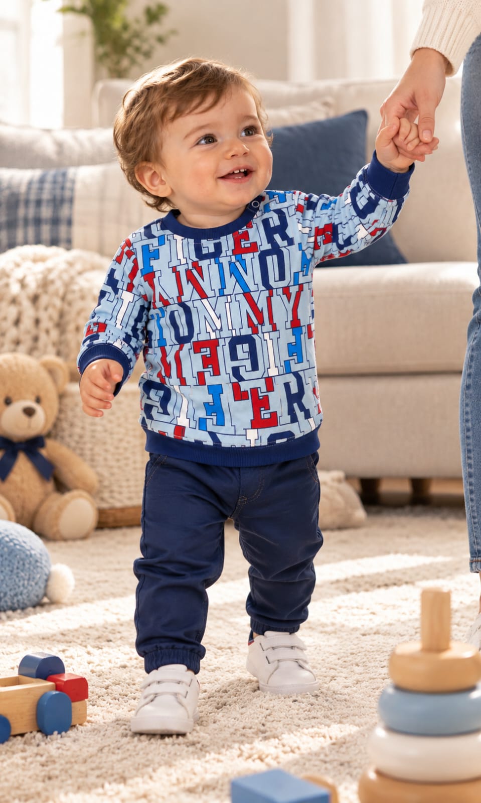 Sudadera Tommy Hilfiger para bebé de 12 meses en azul claro, azul marino, rojo y blanco