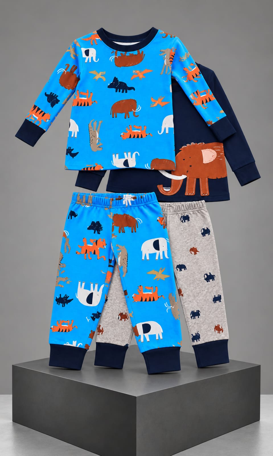Set de 2 Pijamas Carter's para Bebé de 12 Meses en Azul, Gris y Azul Marino