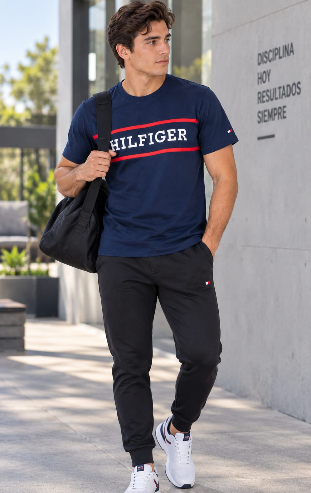 Playera para Hombre Azul Marino Cuello Redondo Manga Corta Tommy Hilfiger