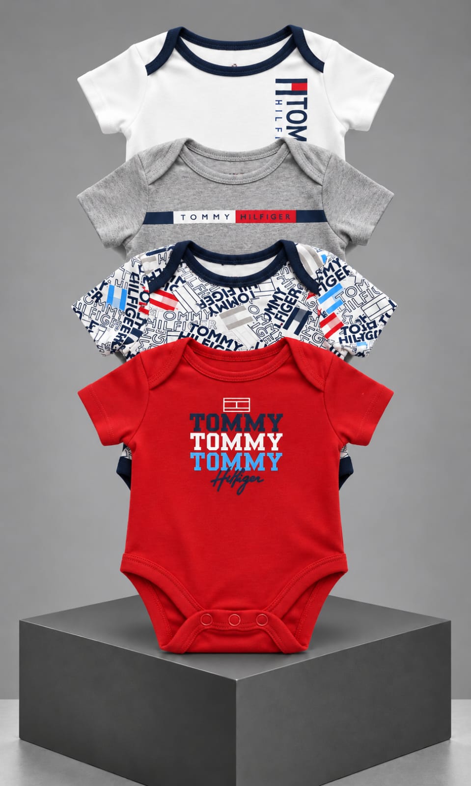 Pack de 4 Pañaleros Tommy Hilfiger para Bebé de 12 Meses en Blanco, Gris, Multicolor y Rojo
