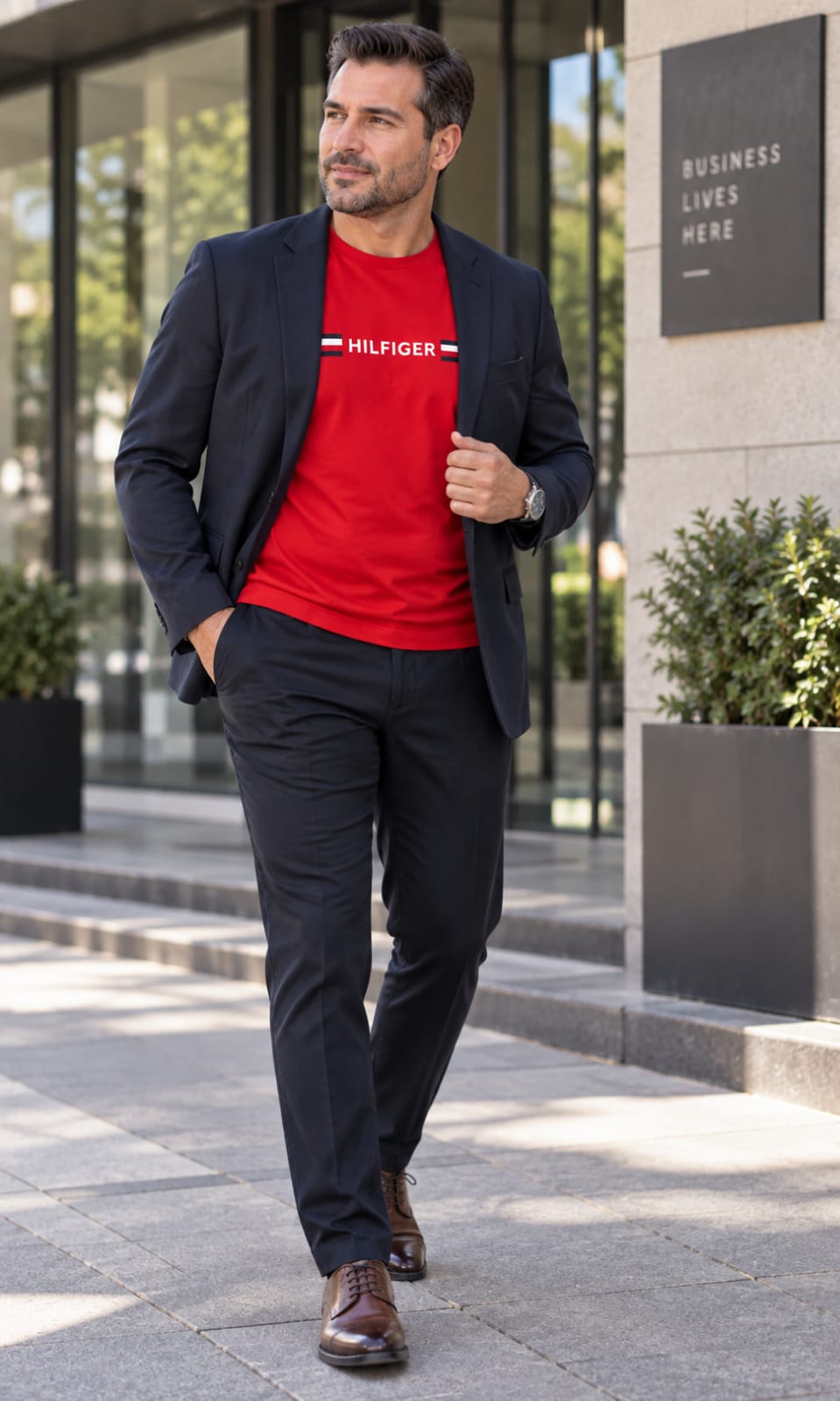Playera para Hombre Roja de Cuello Redondo Tommy Hilfiger