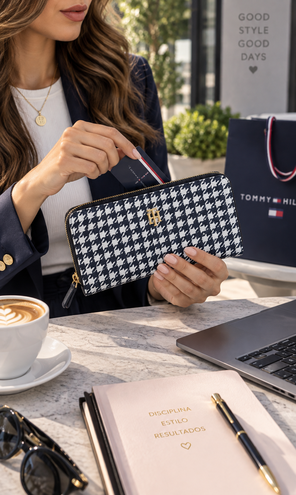 Cartera Amplia y Elegante para Mujer Color Azul