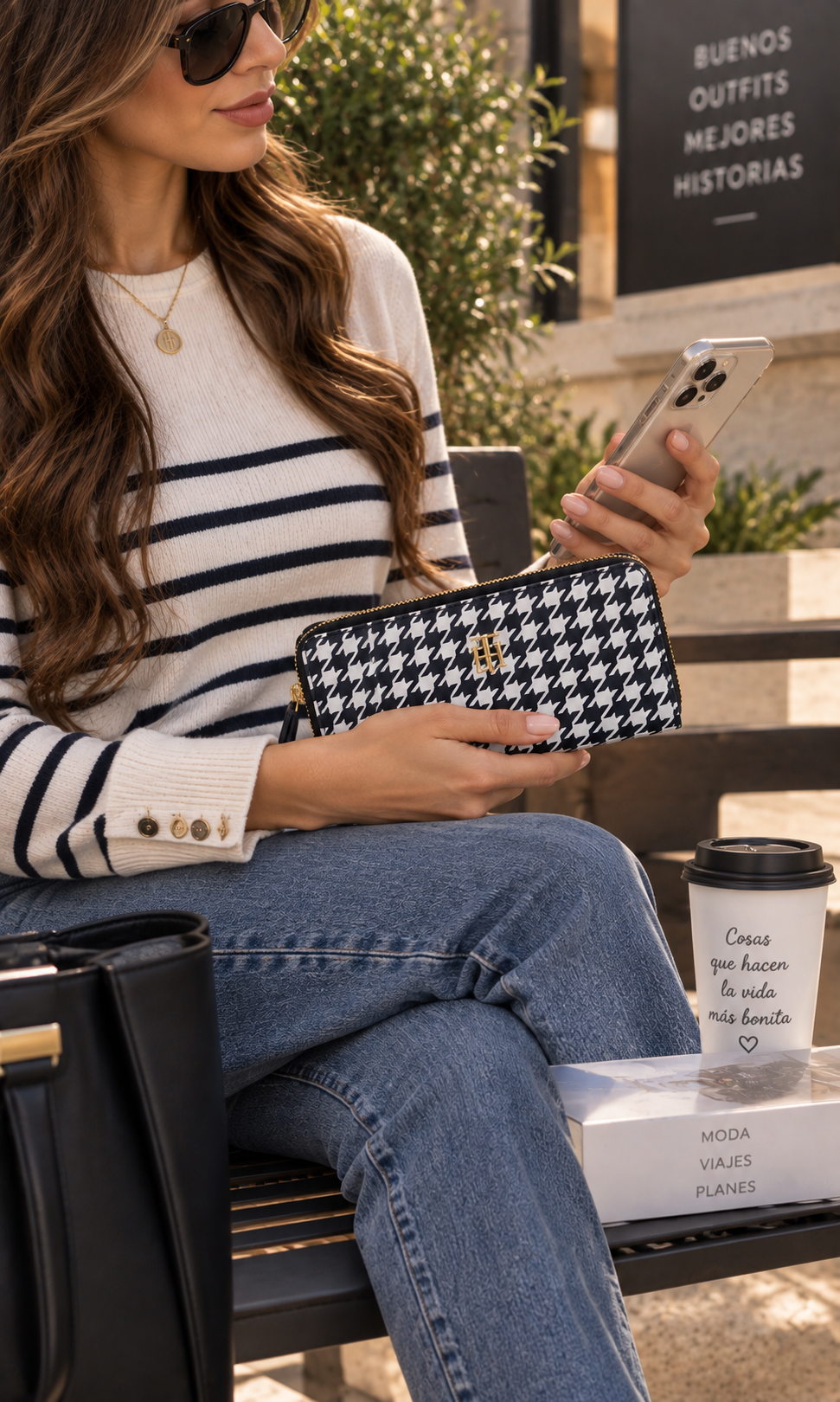 Cartera Amplia y Elegante para Mujer Color Azul