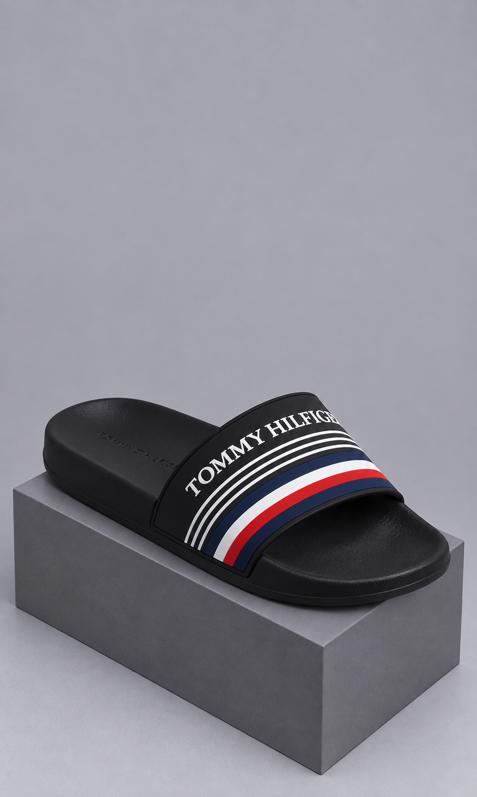 Sandalias Unisex Negras Cómodas y Versátiles