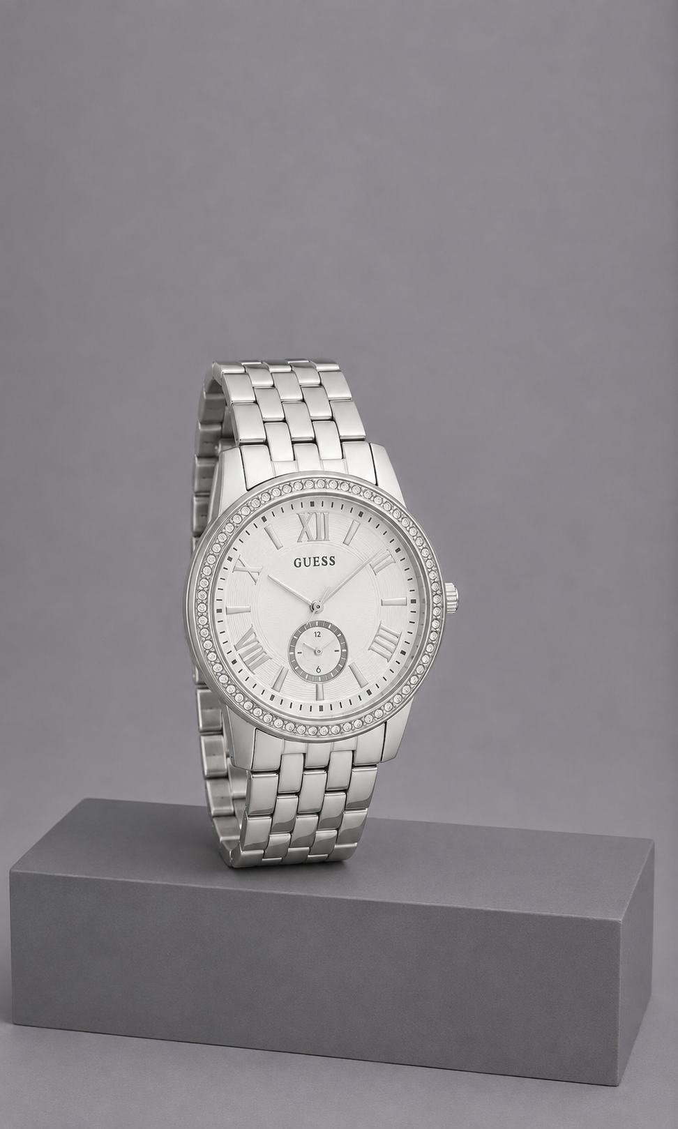 Reloj Guess U0573L1 para Dama Plateado con Pedrería 38.5 mm