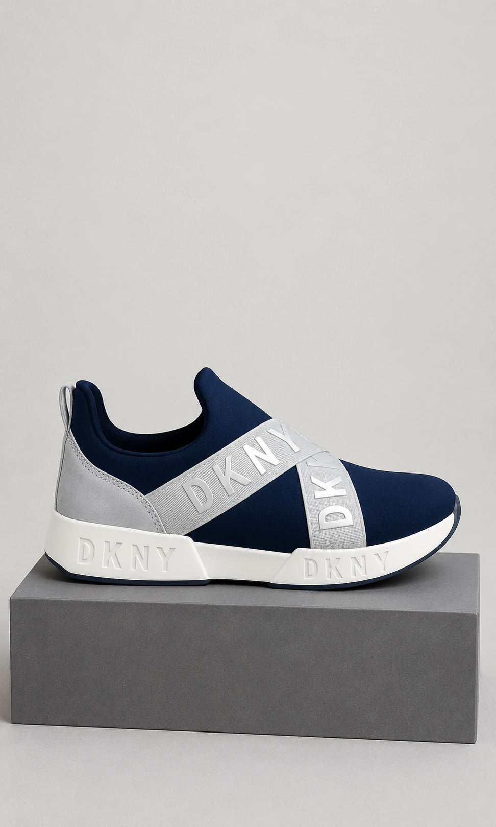 Tenis DKNY Maddie Stretch para Dama y Niña