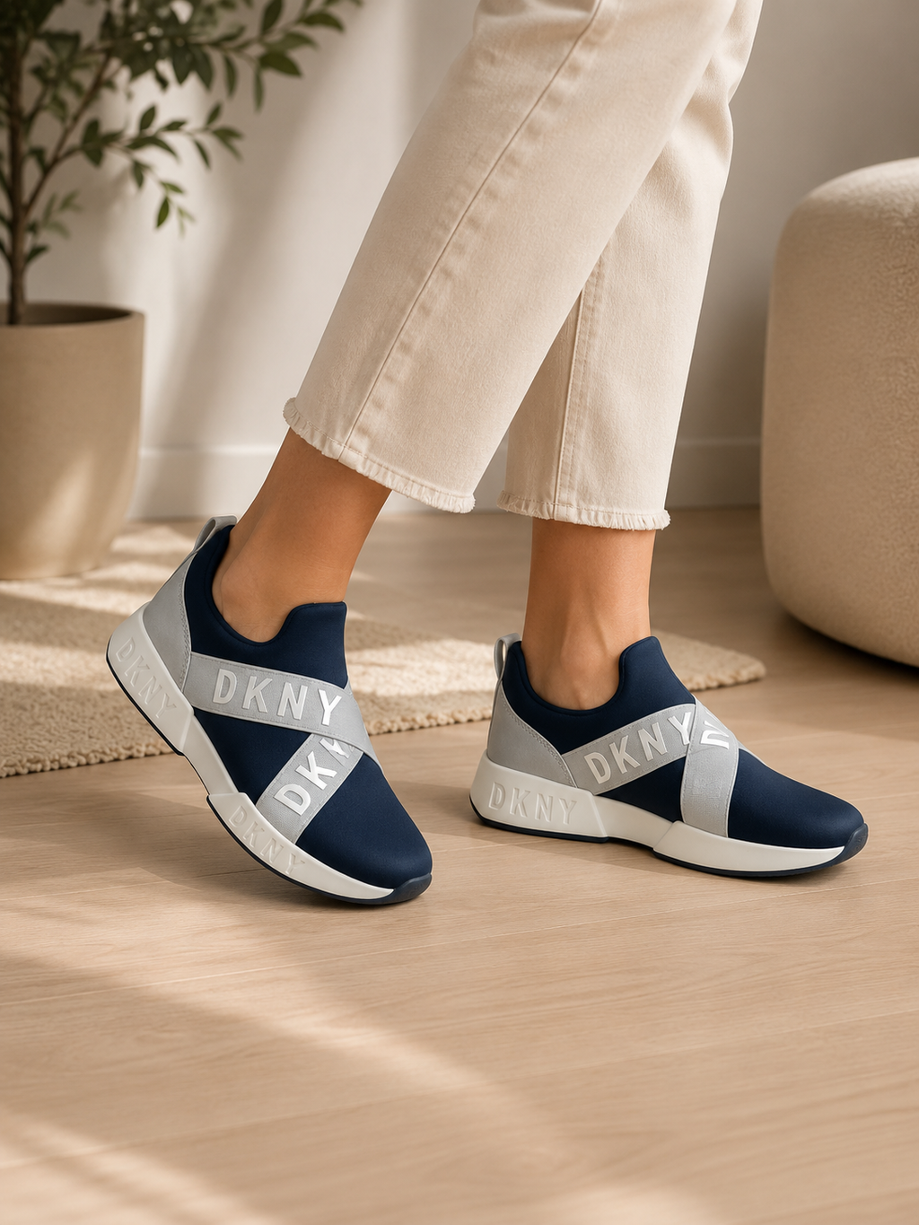 Tenis DKNY Maddie Stretch para Dama y Niña