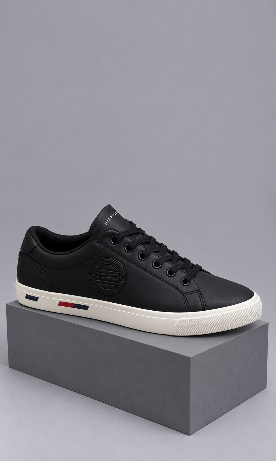 Tenis Tommy Hilfiger para Hombre Azul Marino Elegantes y Versátiles