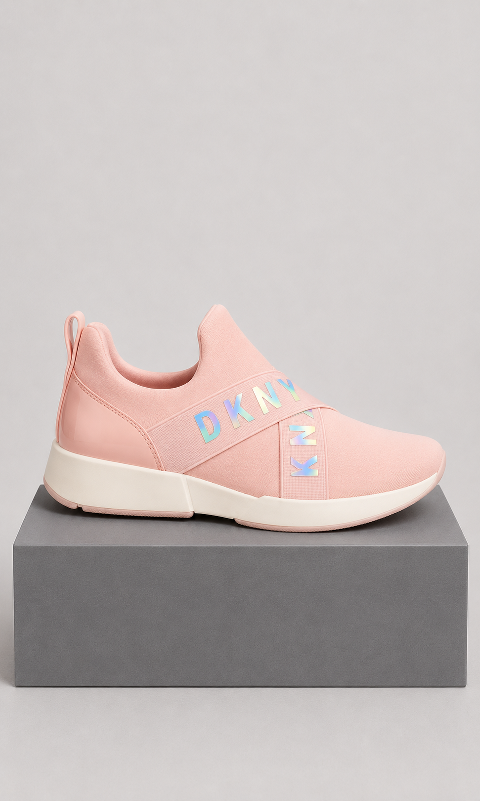 Tenis DKNY Maddie Stretch Blush Iridescent para Dama y Niña