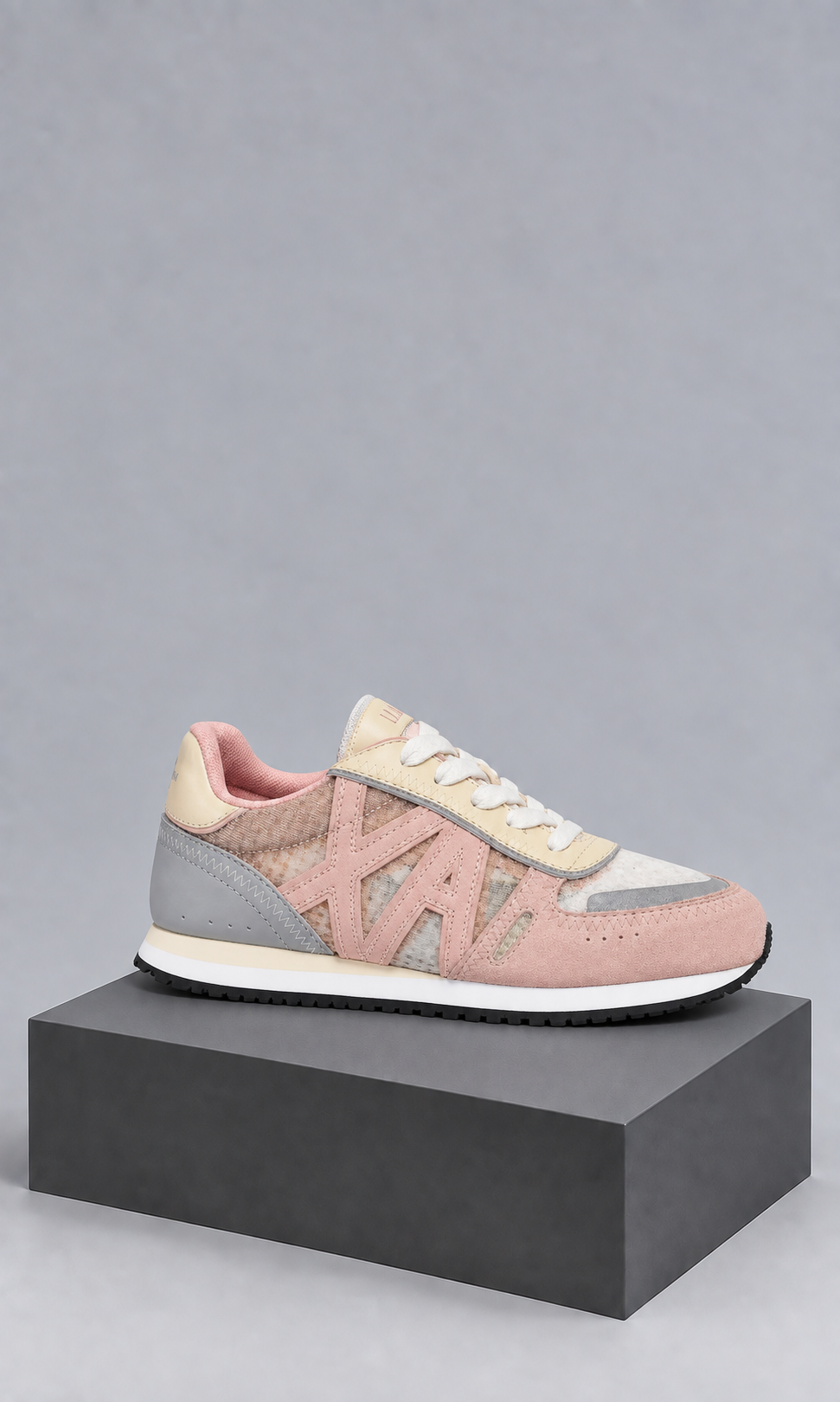 Tenis Armani Exchange XDX089 para Dama Rosa
