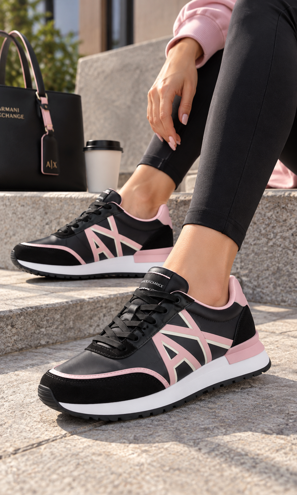 Tenis Armani Exchange XDX109 Negro y Rosa