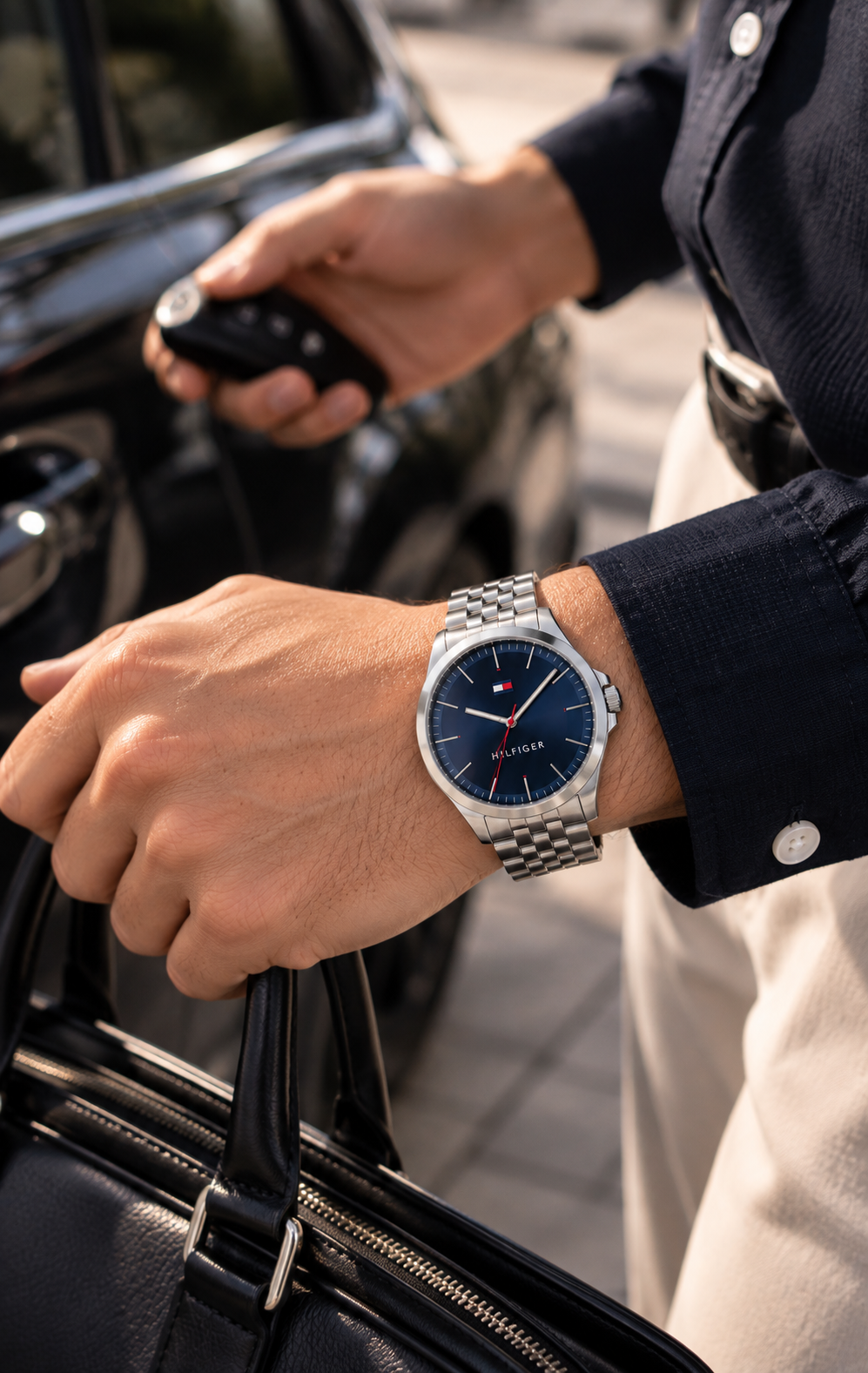 Reloj Tommy Hilfiger Barclay 1791713 para Caballero Plateado y Azul