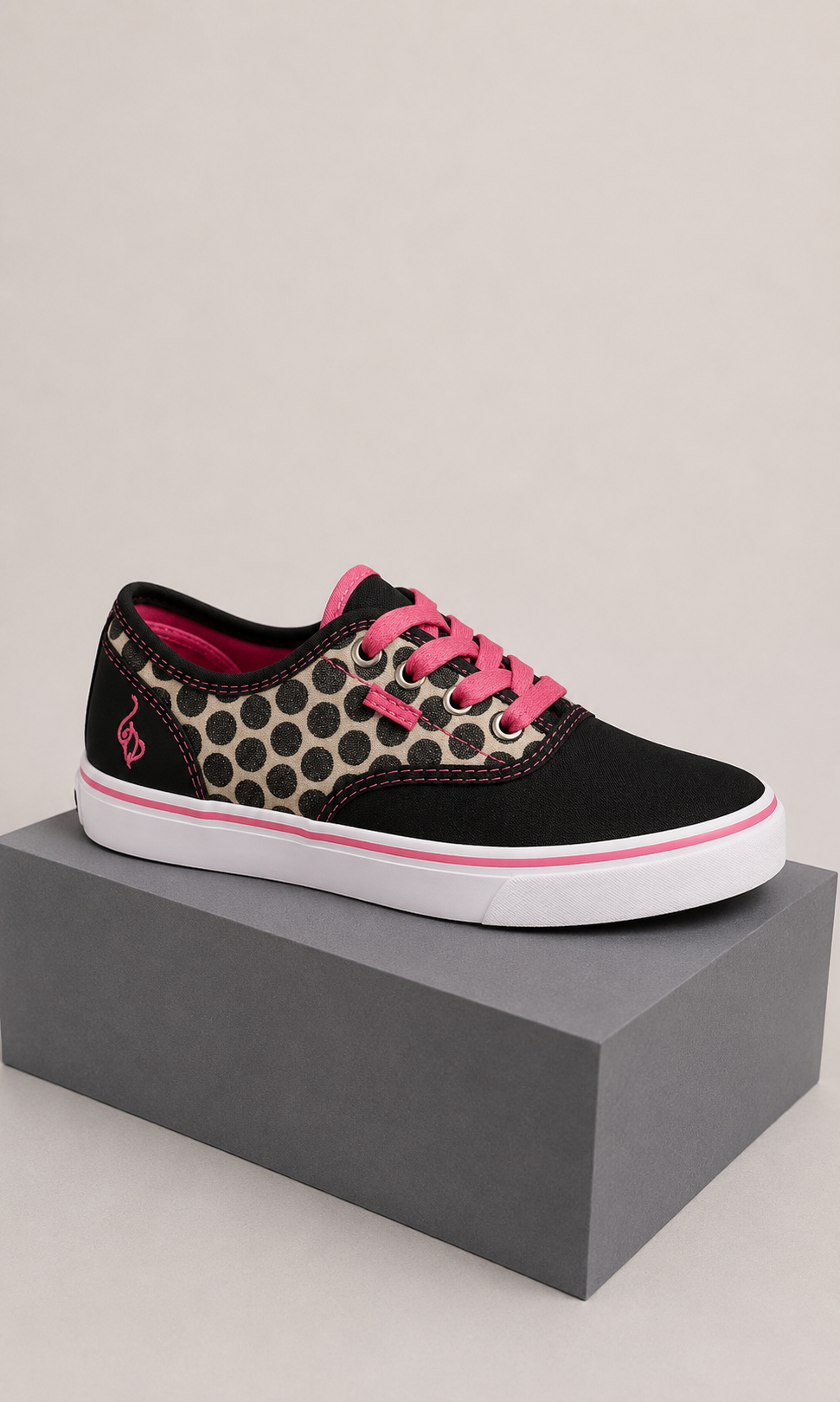 Tenis Baby Phat Porter BP Chambray para Niña Negro con Fucsia