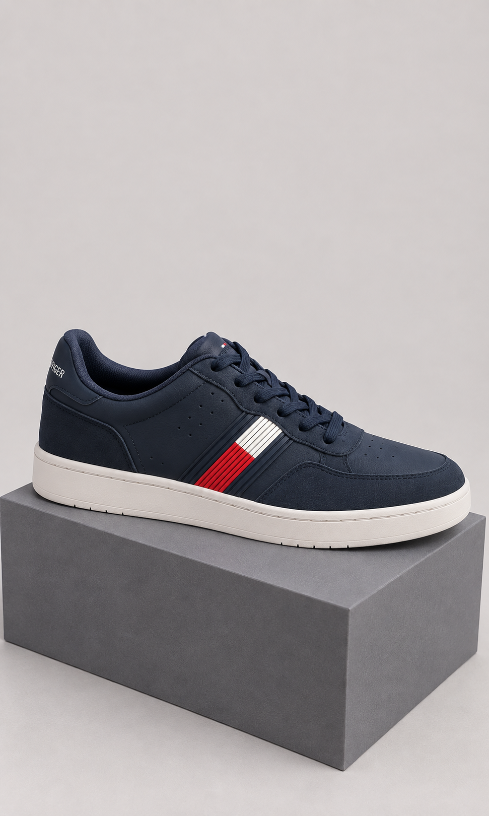 Tenis Casual para Hombre Azul Marino de Piel con Detalles de Gamuza