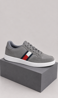 Tenis Casual para Hombre Gris de Piel con Detalles de Gamuza