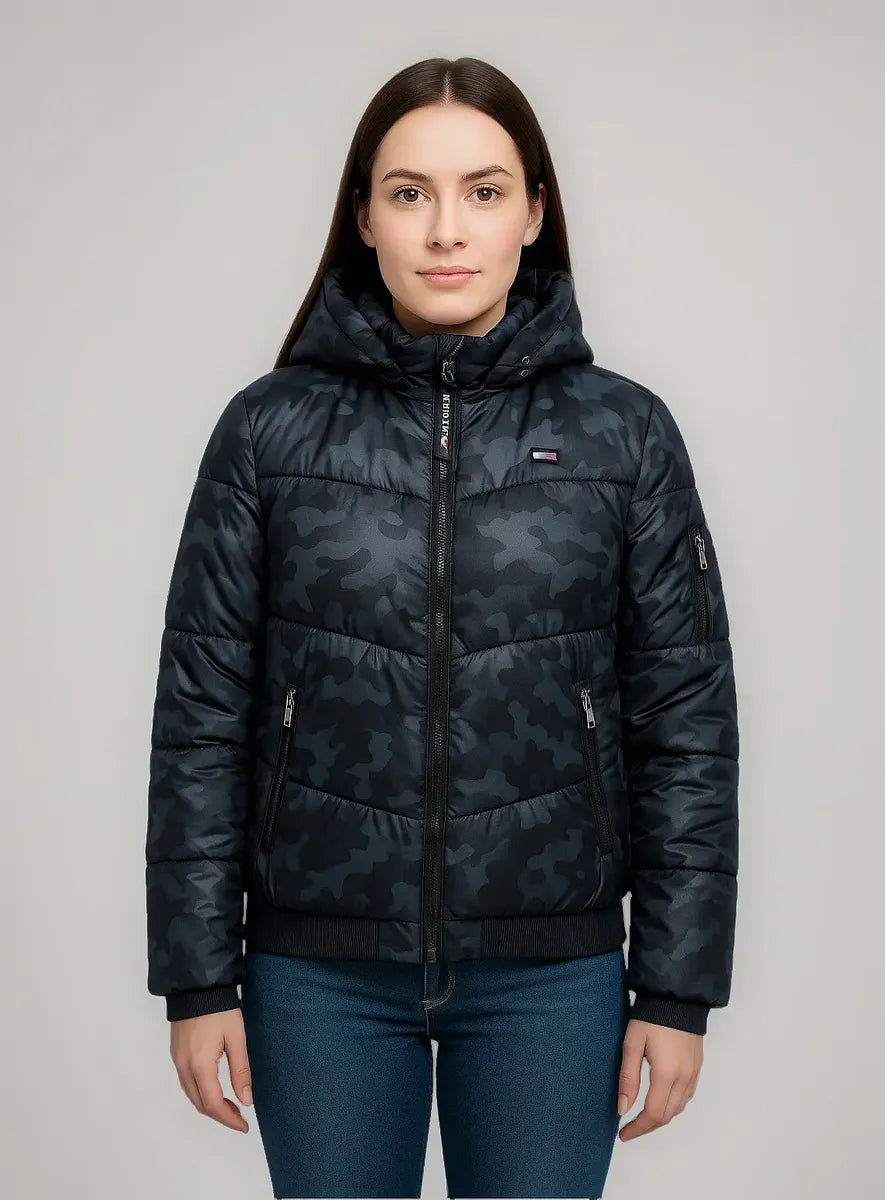 Chamarra para Dama Azul Camuflaje Acolchada y Ultraliviana