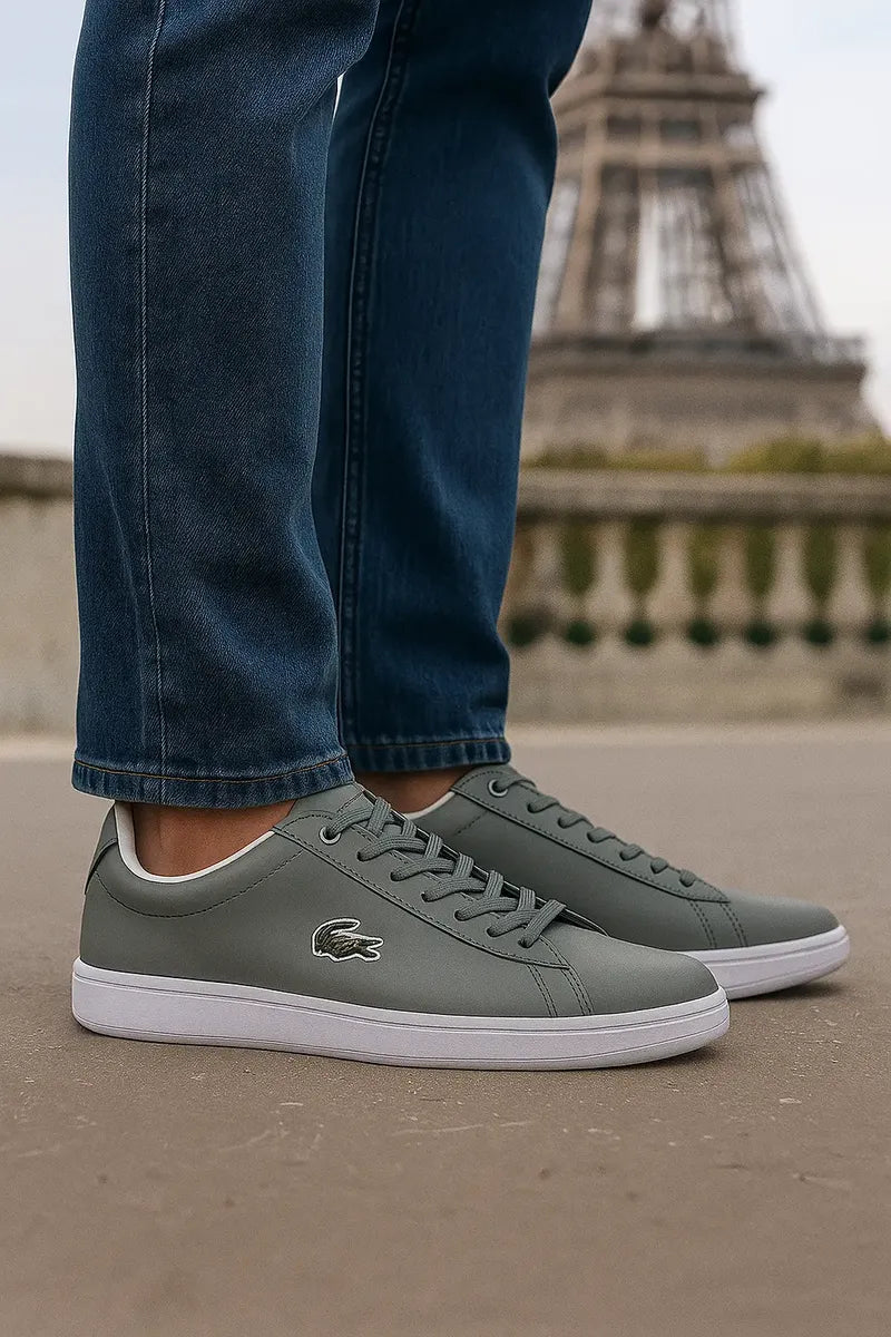 Tenis Lacoste para Hombre Grises de Piel Elegantes y Versátiles