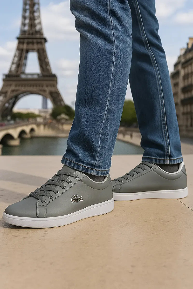Tenis Lacoste para Hombre Grises de Piel Elegantes y Versátiles