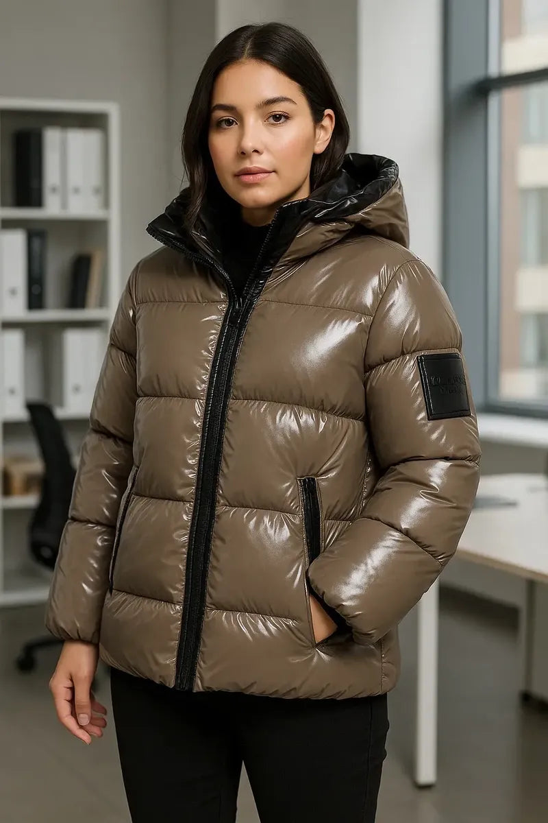 Chamarra Calvin Klein para Mujer Marrón Claro y Negra