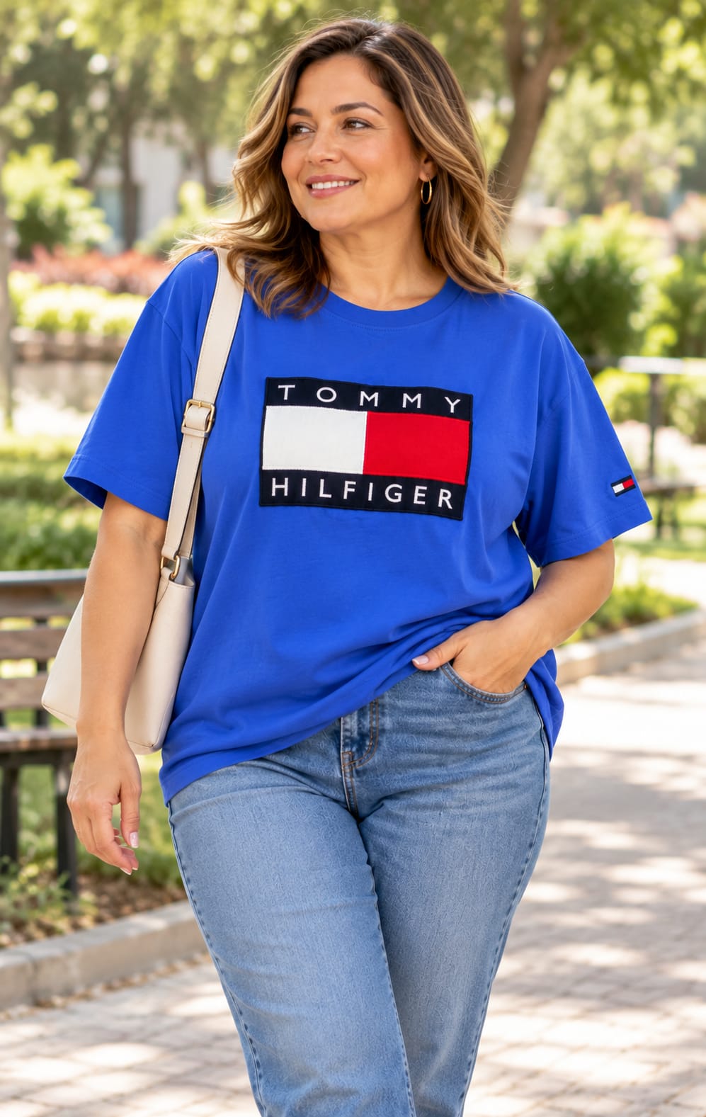 Playera para Mujer Azul Rey Amplia Cuello Redondo Tommy Hilfiger