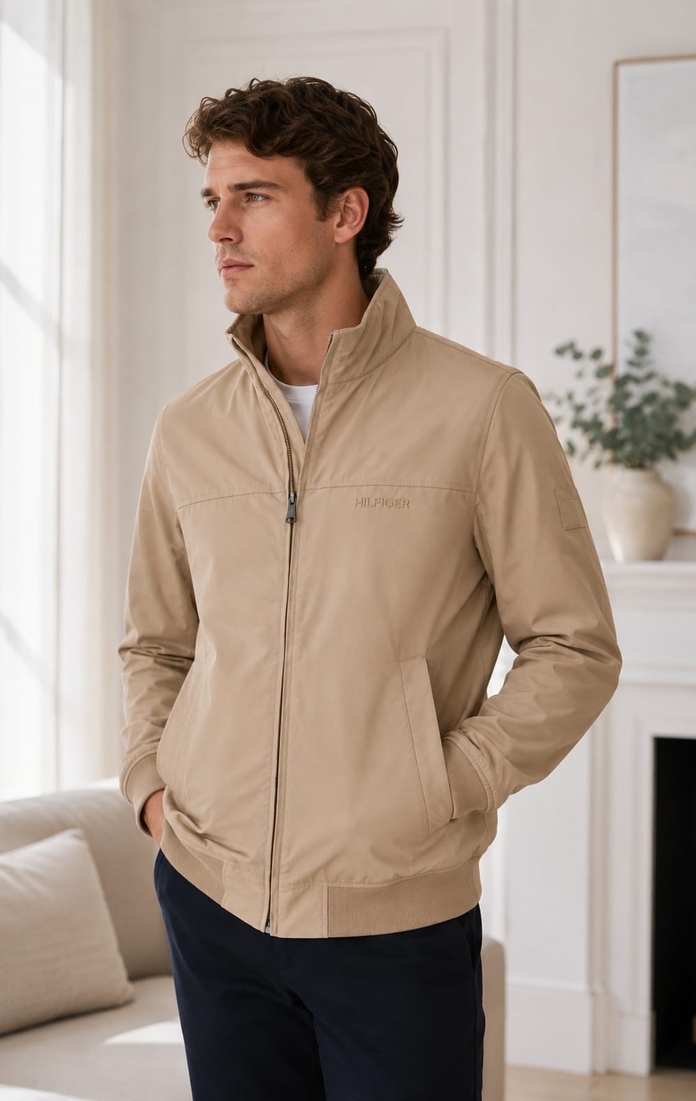 Chamarra Beige Para Caballero Tommy Hilfiger Con Gorro