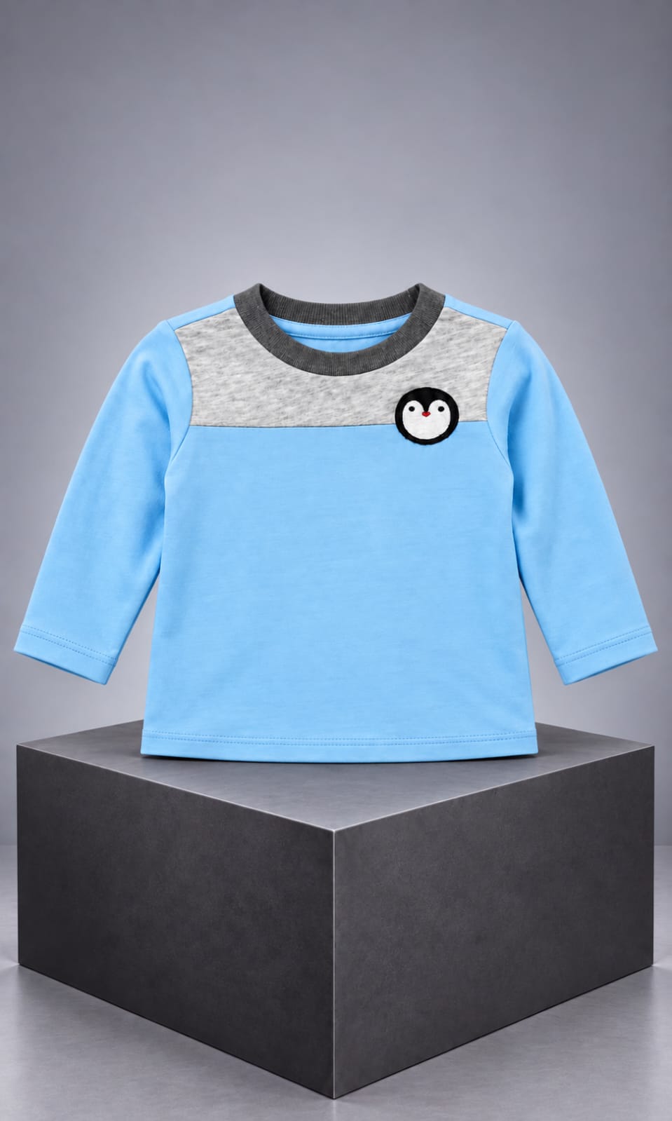 Playera First Impressions para bebé 6-9 meses color azul claro